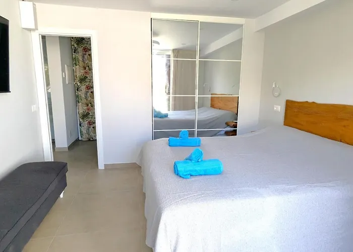 Pool Level Flat In Parque Santiago 1