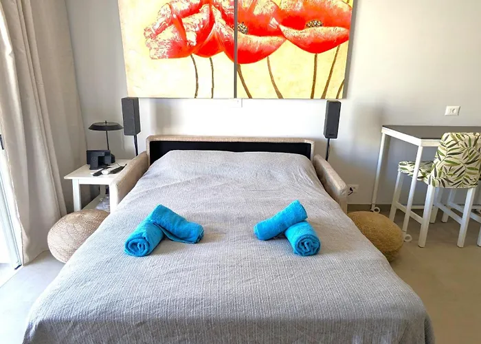 בית נופש Pool Level Flat In Parque Santiago 1 *